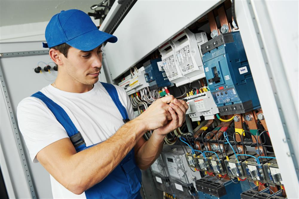 Electrical Facilities: Steps to Take Before Getting Expert Assistance